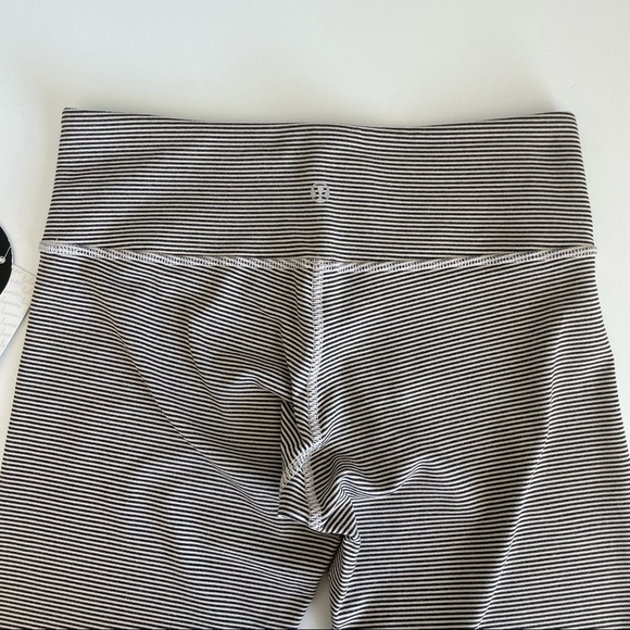 NWT Lululemon Wunder Under Crop Tonka Stripe Luon - Picture 3 of 5
